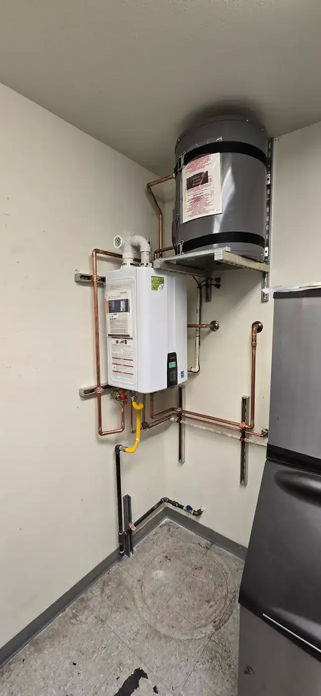 What a well-stocked plumbing truck carries, and why it saves you a second visit